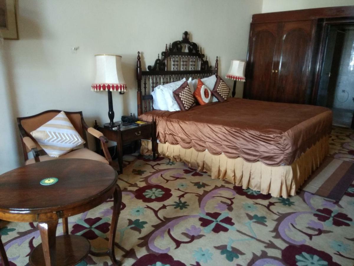 מייזור Lalitha Mahal Palace Hotel מראה חיצוני תמונה